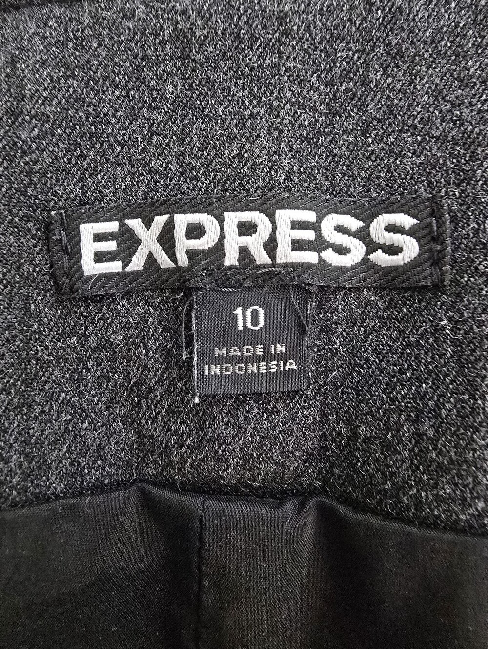 EXPRESS Charcoal Pencil Skirt W/Subtle Pocket Accents And Back Buckle Detail - Picture 7 of 9